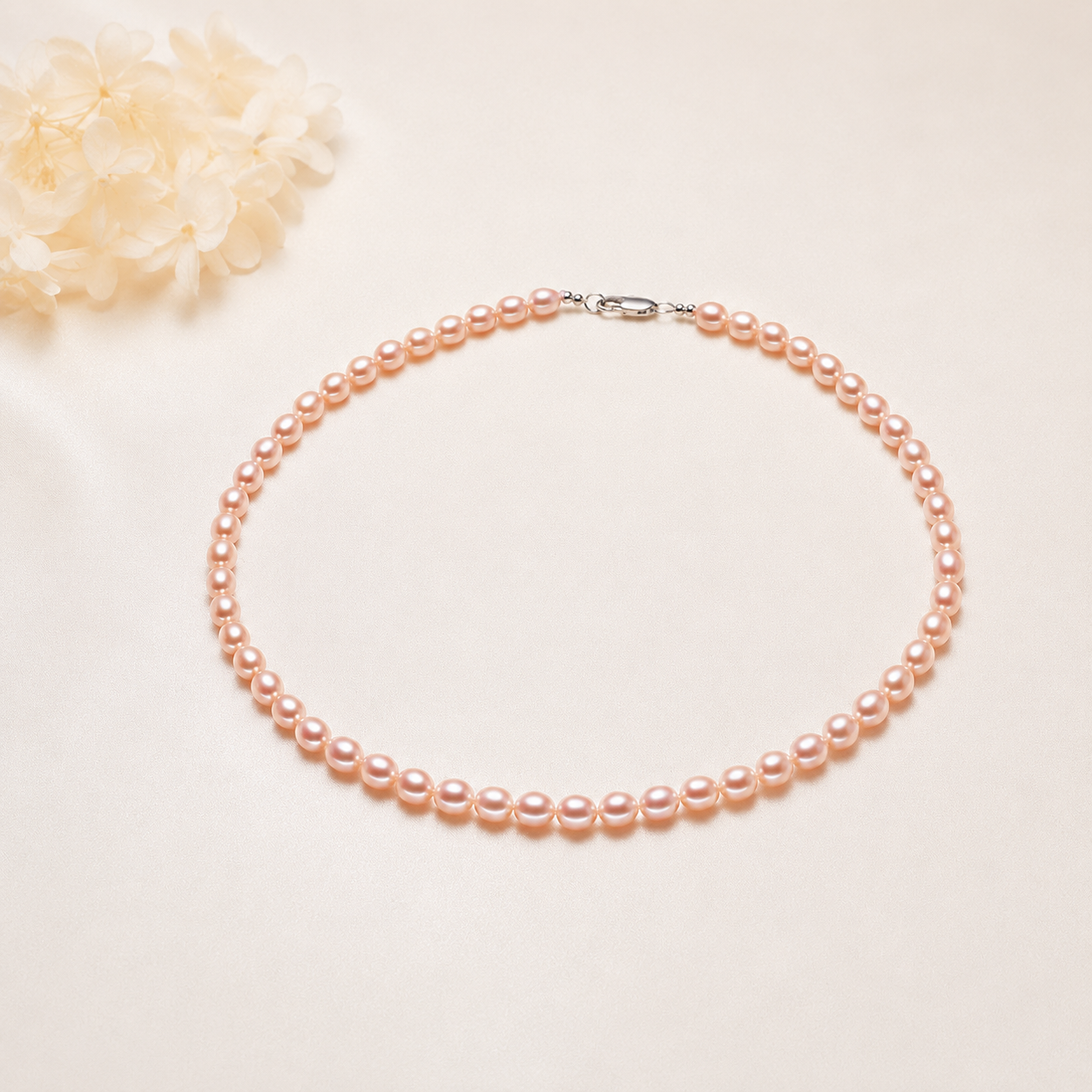 Eenvoudige serie elegante kralen, zoetwaterparels, damesparelketting
