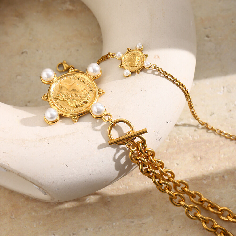 Klassische Serie Retro-Figuren Edelstahl Wasserdicht Goldfarbene Künstliche Perlen Halsketten-Sets Für Damen Bild3