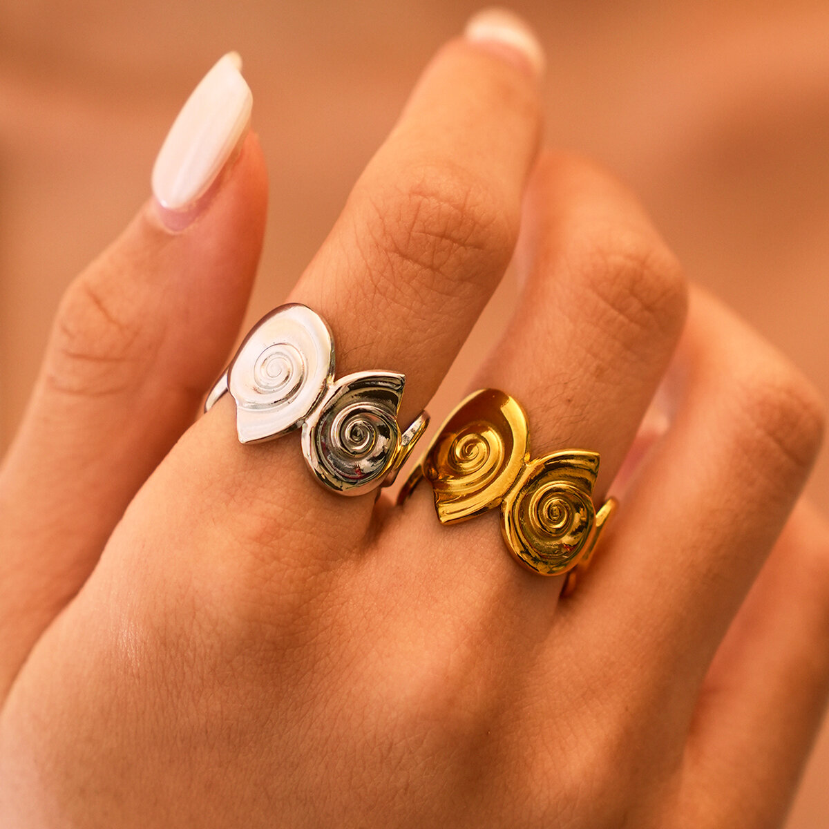 Simple Series Daily Shell Stainless Steel Waterproof   Gold Color  Women‘s Statement Rings