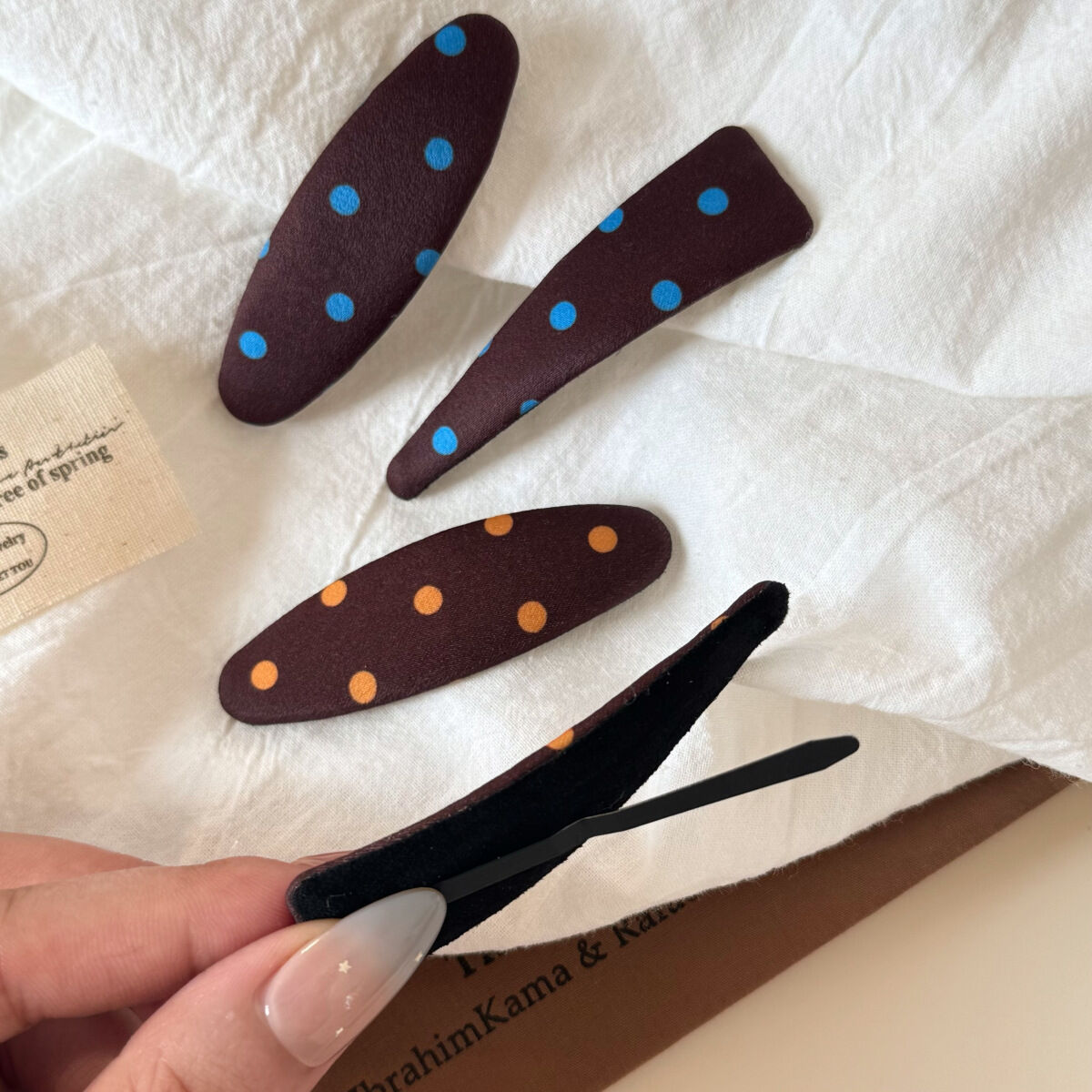 Eenvoudige Serie Retro Stoffen Haarclips Met Effen Stippen Afbeelding4