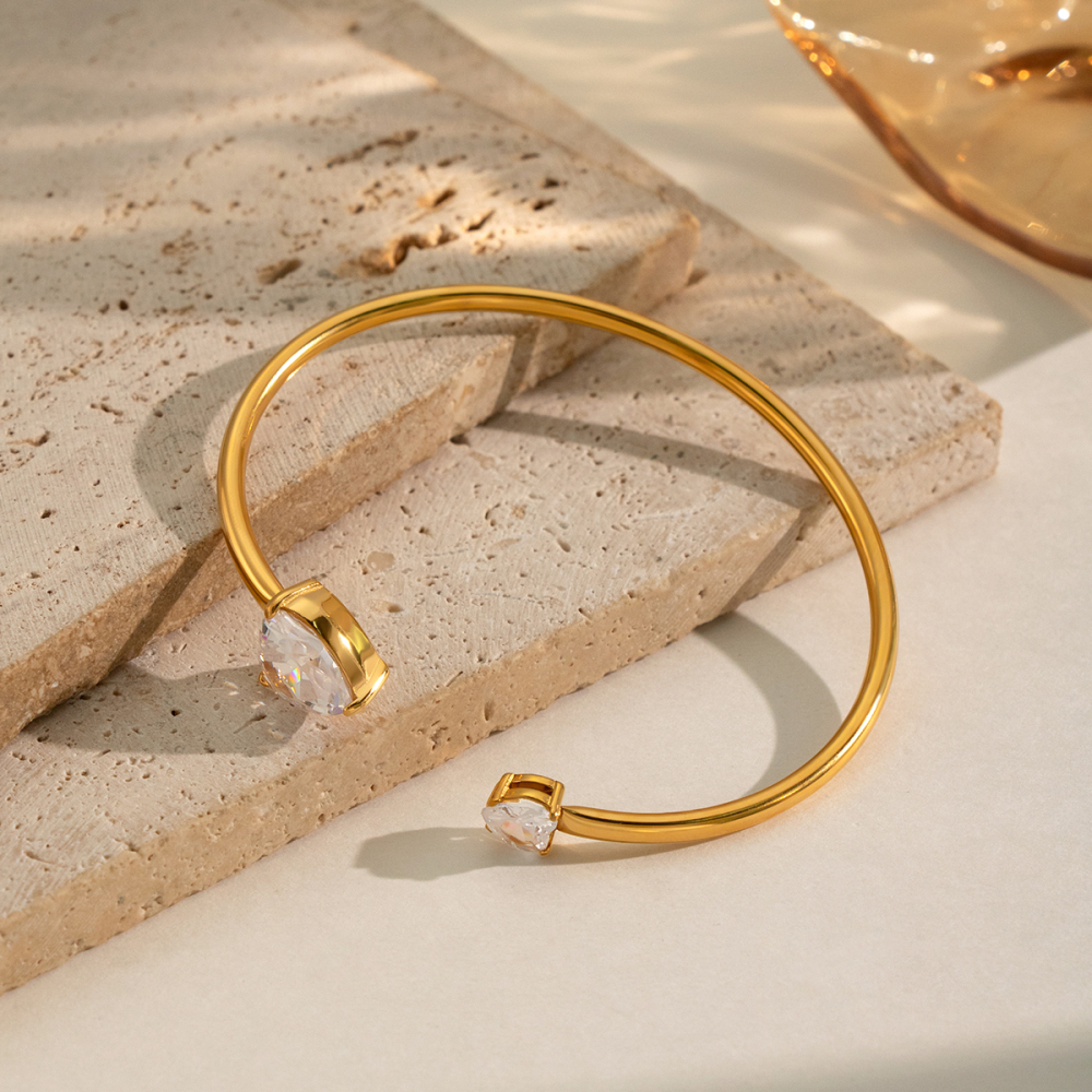 Heart Shape Zircon Stainless Steel Waterproof Gold Color Women's Cuff Bracelet Picture4