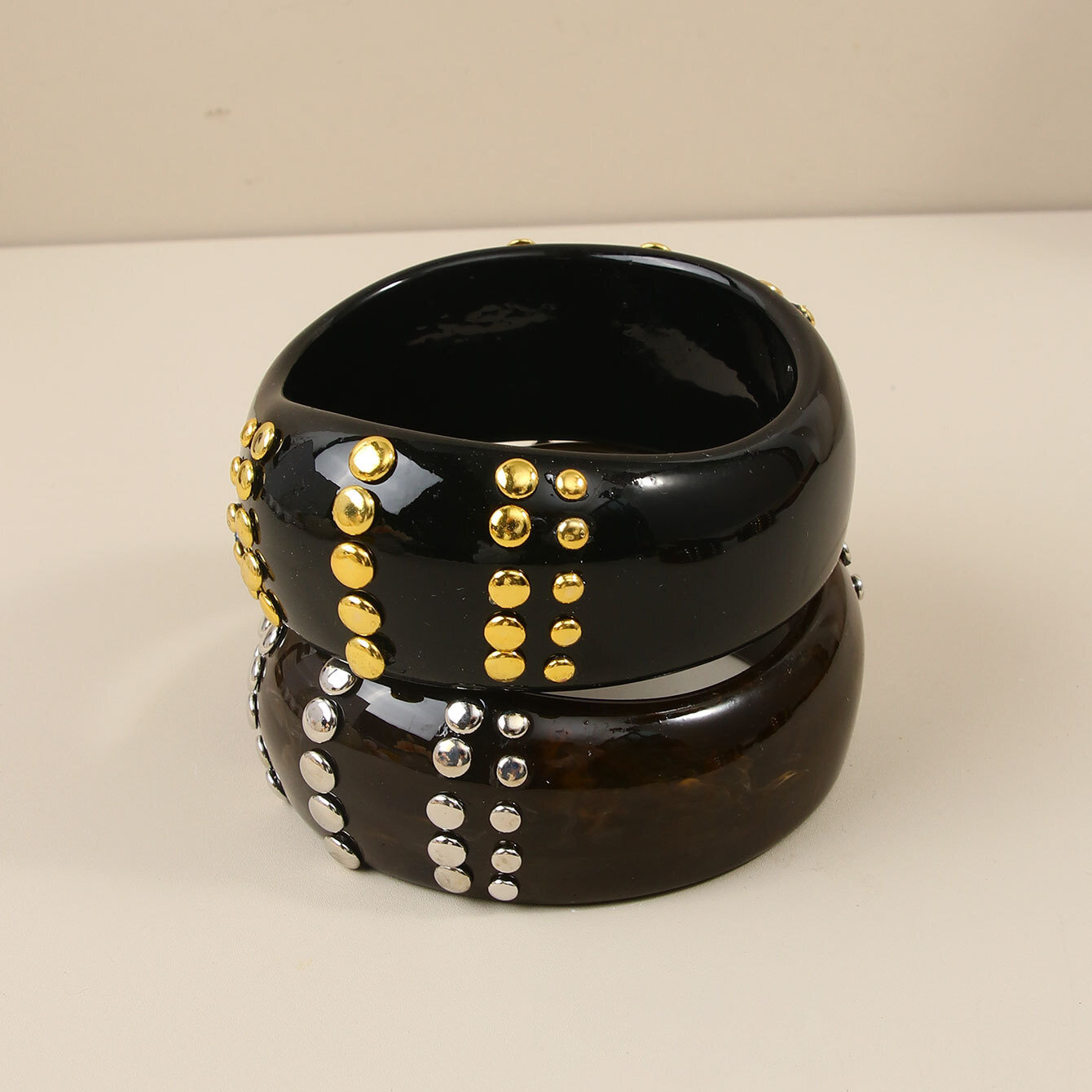Punkkleurige Armbanden Met Klinknagels Van Hars Voor Dames h5 Afbeelding2