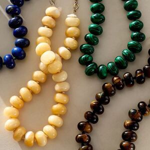 Romantic Series Retro Beads Gradient Color Acrylic Women's Beaded Necklaces h5 Picture2