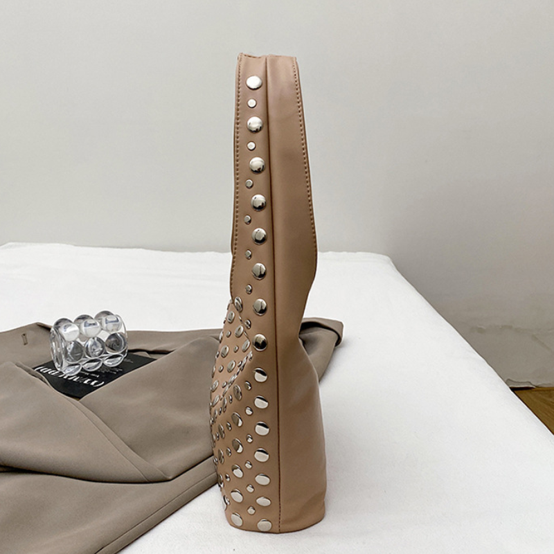 Streetwear Style Metal Hardware Studded Solid Color Rivet Pu Women's Bucket Bag Shoulder Bags Picture4