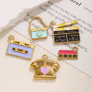 Simple Series Diy Irregular Shape Stainless Steel Waterproof Gold Color Women's Pendants h5 Picture4
