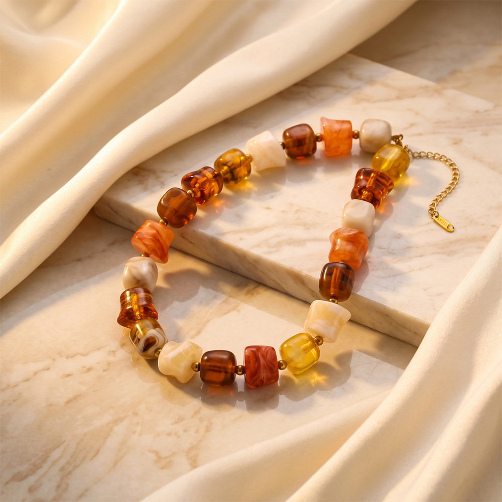 Simple Series Retro Beads Gradient Color Acrylic Women's Beaded Necklaces Picture4