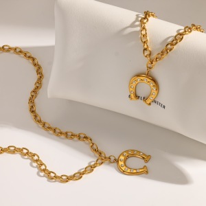 Horseshoe-Shaped Stainless Steel Waterproof Gold Color Rhinestone Women's Necklace Set h5 Picture4