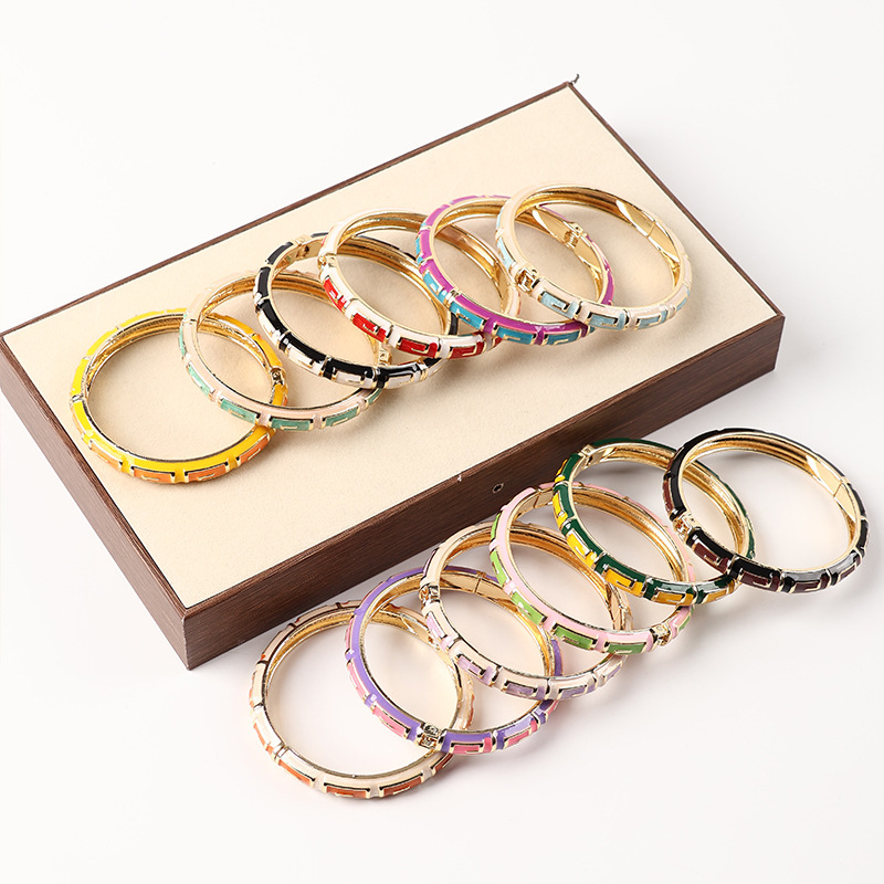 Classic Series Daily Mixed Color Geometric Shape Dripping Enamel Alloy Gold Color Women's Bangles h5Picture2