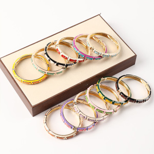Classic Series Daily Mixed Color Geometric Shape Dripping Enamel Alloy Gold Color Women's Bangles h5 Picture2