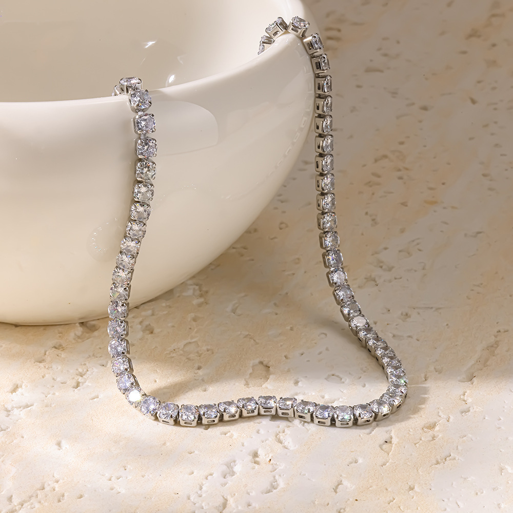 Simple Series Daily Geometric Shape Stainless Steel Waterproof   Gold Color  Zircon Women‘s Chain Necklaces Picture3