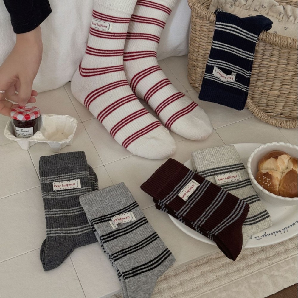 Slight Bounce Basic Letters Stripes Mid-Calf Socks Picture4