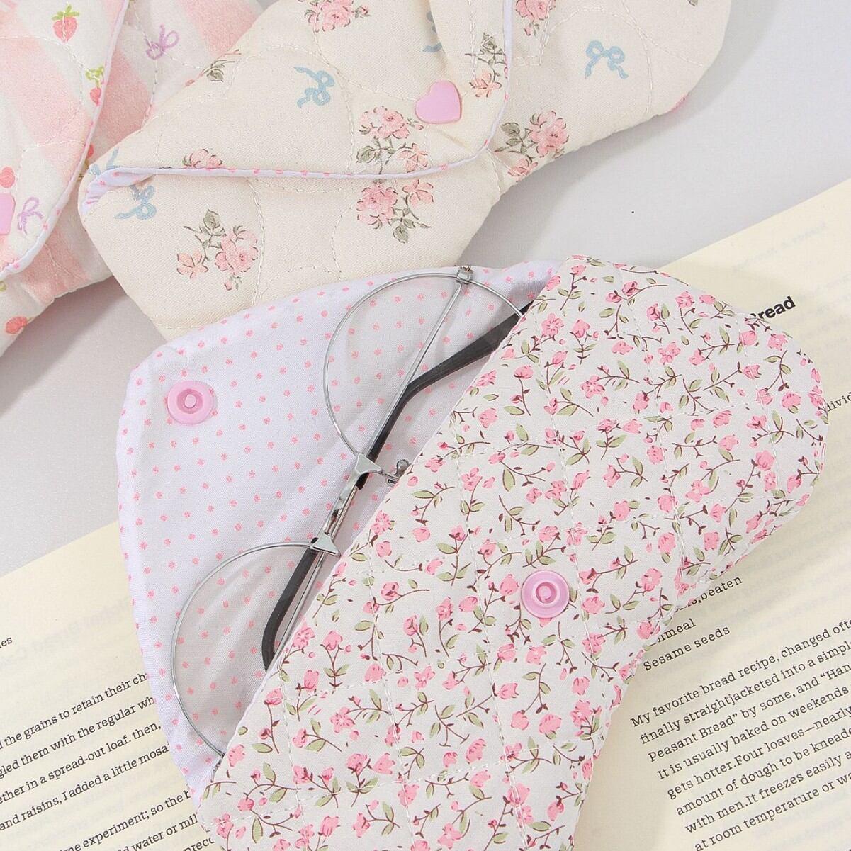 Romantic Series Sweet Flower Bow Knot Polyester Women's Glasses Storage Bag Picture2