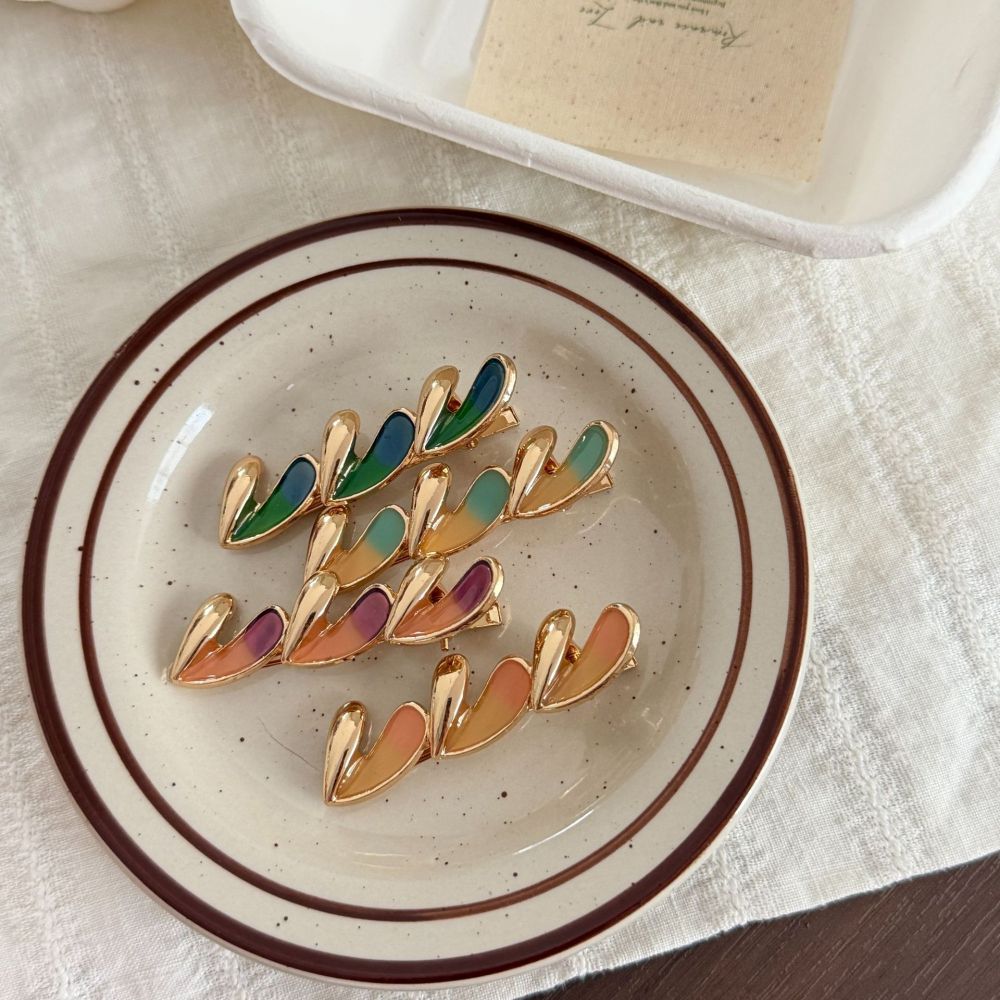Simple Series Daily Heart Mixed Color Gradient Color Alloy Hair Clips Picture2