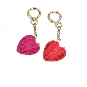 Romantic Series Simple Heart Solid Color Woven Raffia Keychain h5 Picture3