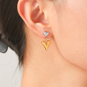 Simple Series Daily Heart Stainless Steel Waterproof   Gold Color  Zircon Women's Stud Earrings h5 Picture5