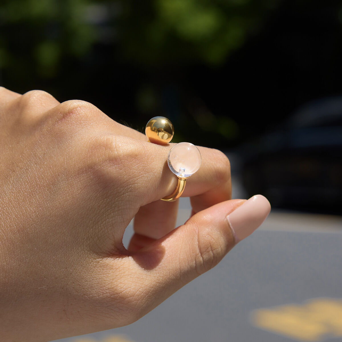 Simple Ball Shape Resin & Stainless Steel Gold Color Statement Rings 2