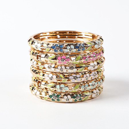 Bracciali Da Donna In Lega Metallica Della Serie Romantic, Stile Retrò, Con Fiori E Colori Misti. 2