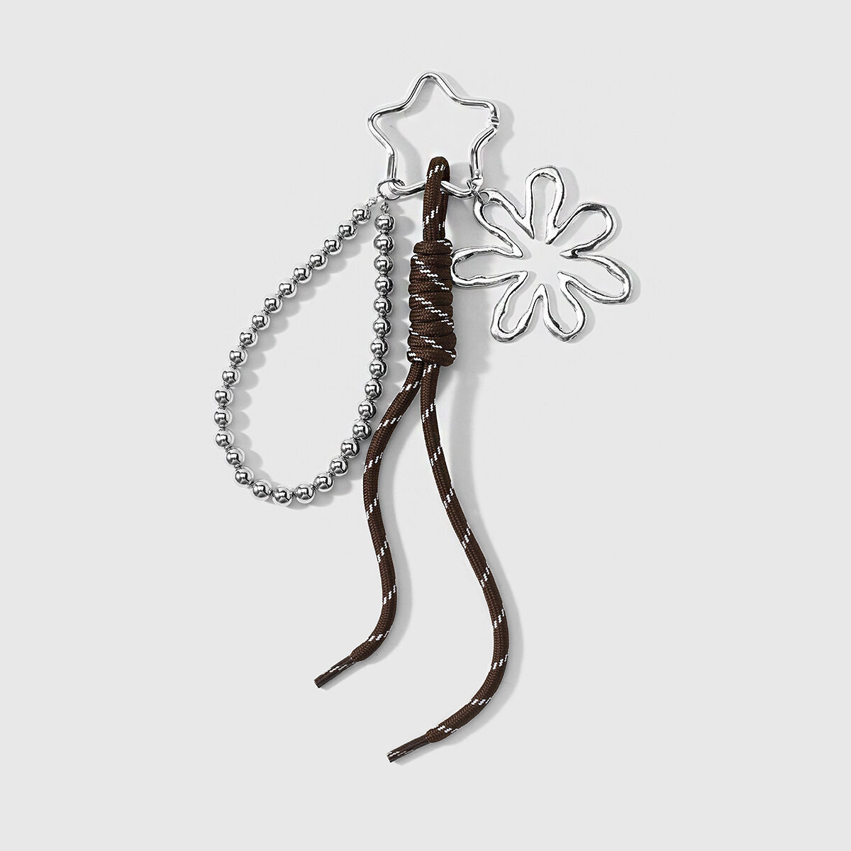 Llaveros De Aleación Con Forma De Estrella Calada Y Diseño Floral Diario, De La Serie Simple. 
