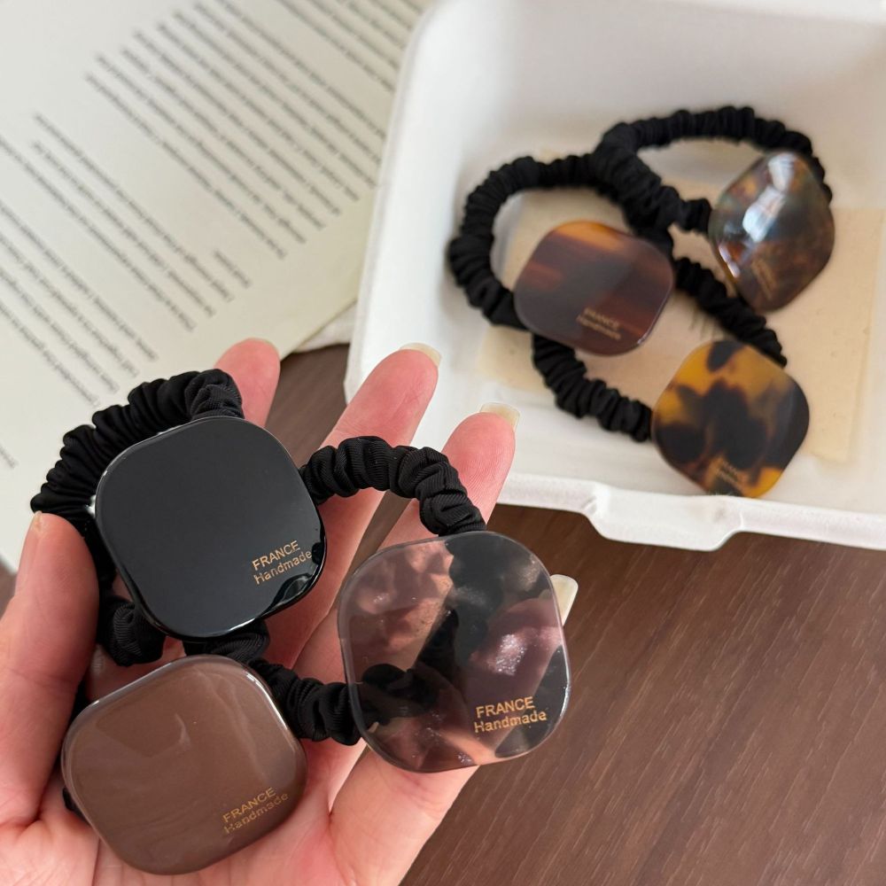 Simple Series Retro Letter Solid Color Gradient Color Geometric Shape Acetate Scrunchies Picture3