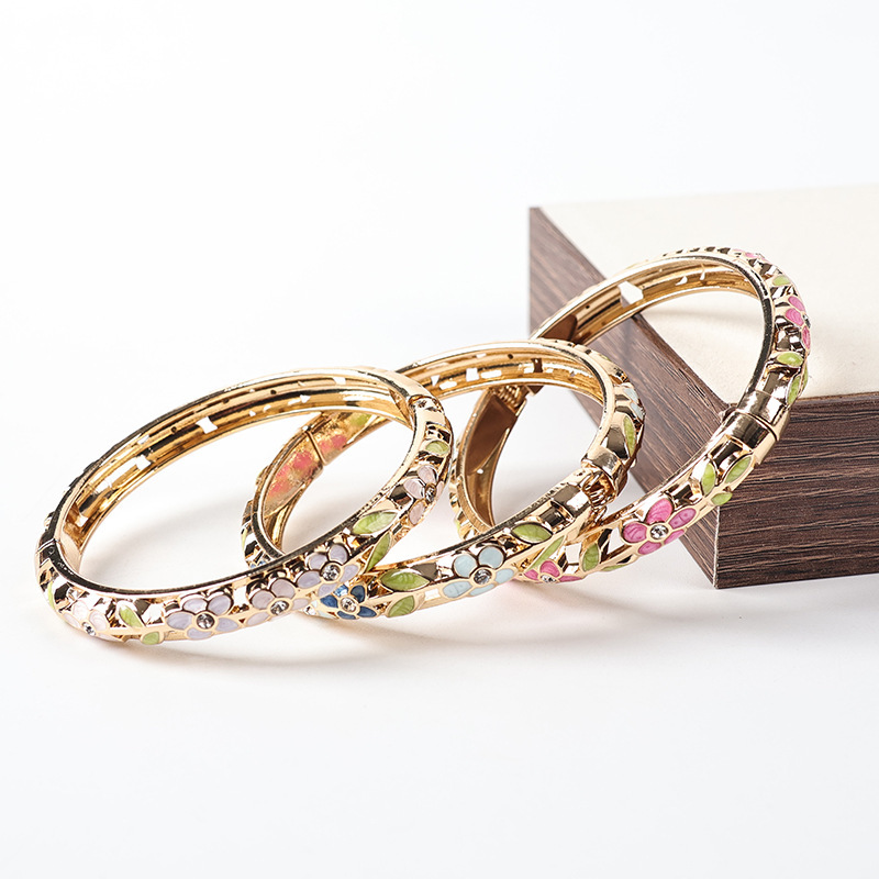 Romantic Series Retro Flower Mixed Color Alloy Women's Bangles Picture3