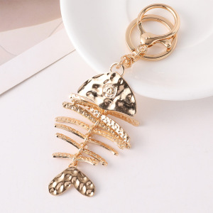 Simple Series Daily Solid Color Oceanic Style Fish Alloy Keychain h5