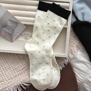 Slight Bounce Basic Polka Dots Color Clash Mid-Calf Socks h5 