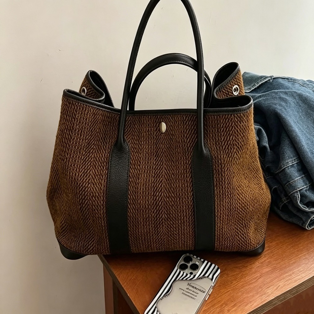 Casual Style Patchwork Woven Solid Color Patchwork Pu Women's Tote Bags h5Picture3