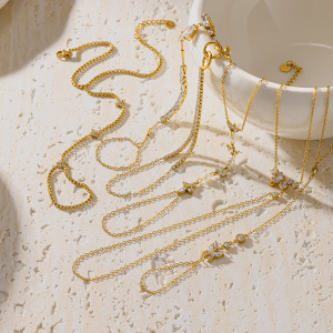 Simple Series Daily Flower Geometric Shape Stainless Steel Waterproof   Gold Color  Zircon Women's Hand Chain h5 Picture3