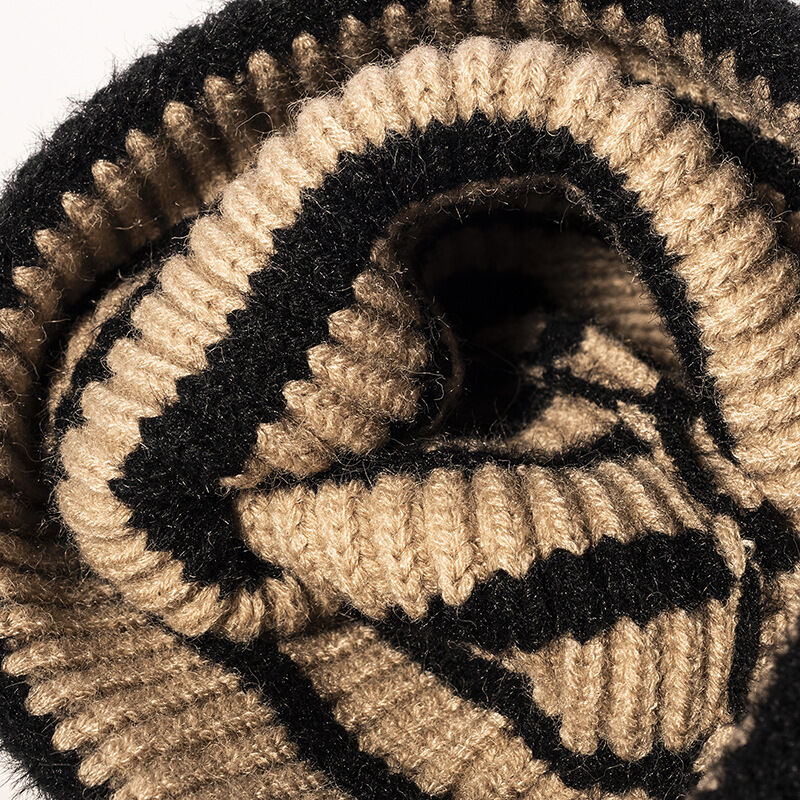 Stripe Mixed Color Wool Polyester Blend Women's Beanie h5Picture4