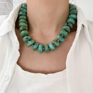 Simple Series Retro Beads Gradient Color Resin Women's Beaded Necklaces h5 Picture3