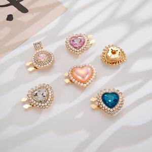 Luxurious Series Elegant Heart Mixed Color Imitation Pearl Rhinestone Artificial Pearl Cufflinks h5 Picture3