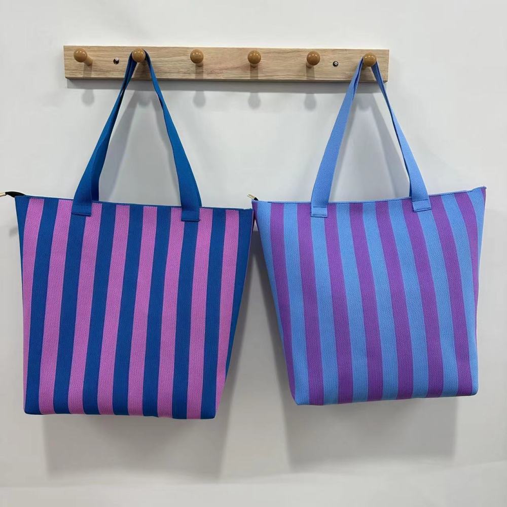 Casual Style Woven Stripe Mixed Color Polyester Women's Square Shoulder Bags Picture3