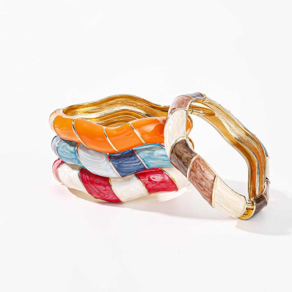 Simple Series Sweet Colorful Enamel Diagonal Stripe Irregular Alloy Gold Color  Women's Bangles Picture4