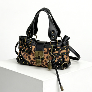 Streetwear Style Metal Hardware Patchwork Printed Studded Patchwork Leopard Print Lock Rivet Pu Women's Square Handbags h5 