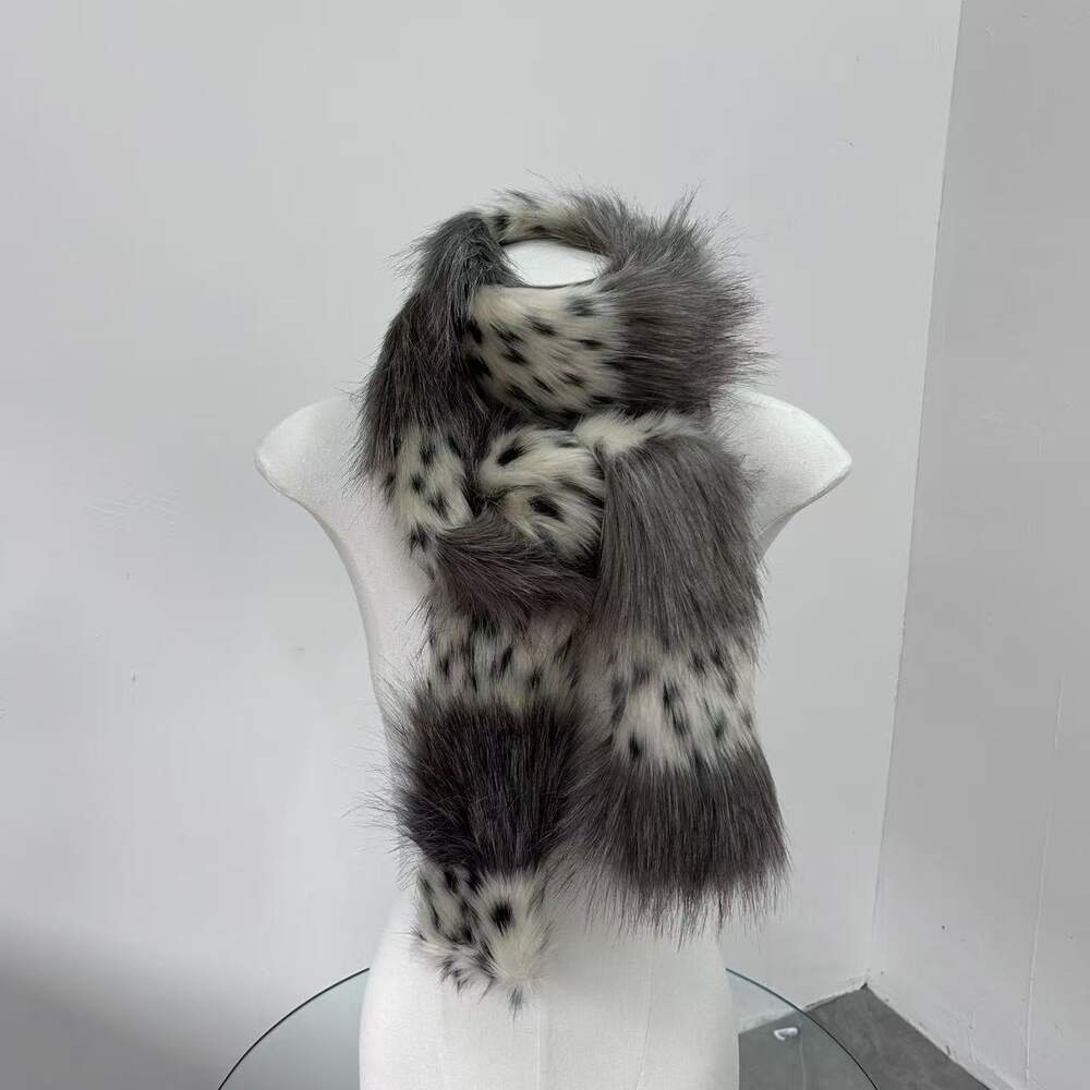 Classic Series Punk Patchwork Leopard Print Imitation Fur Winter Scarves Picture3