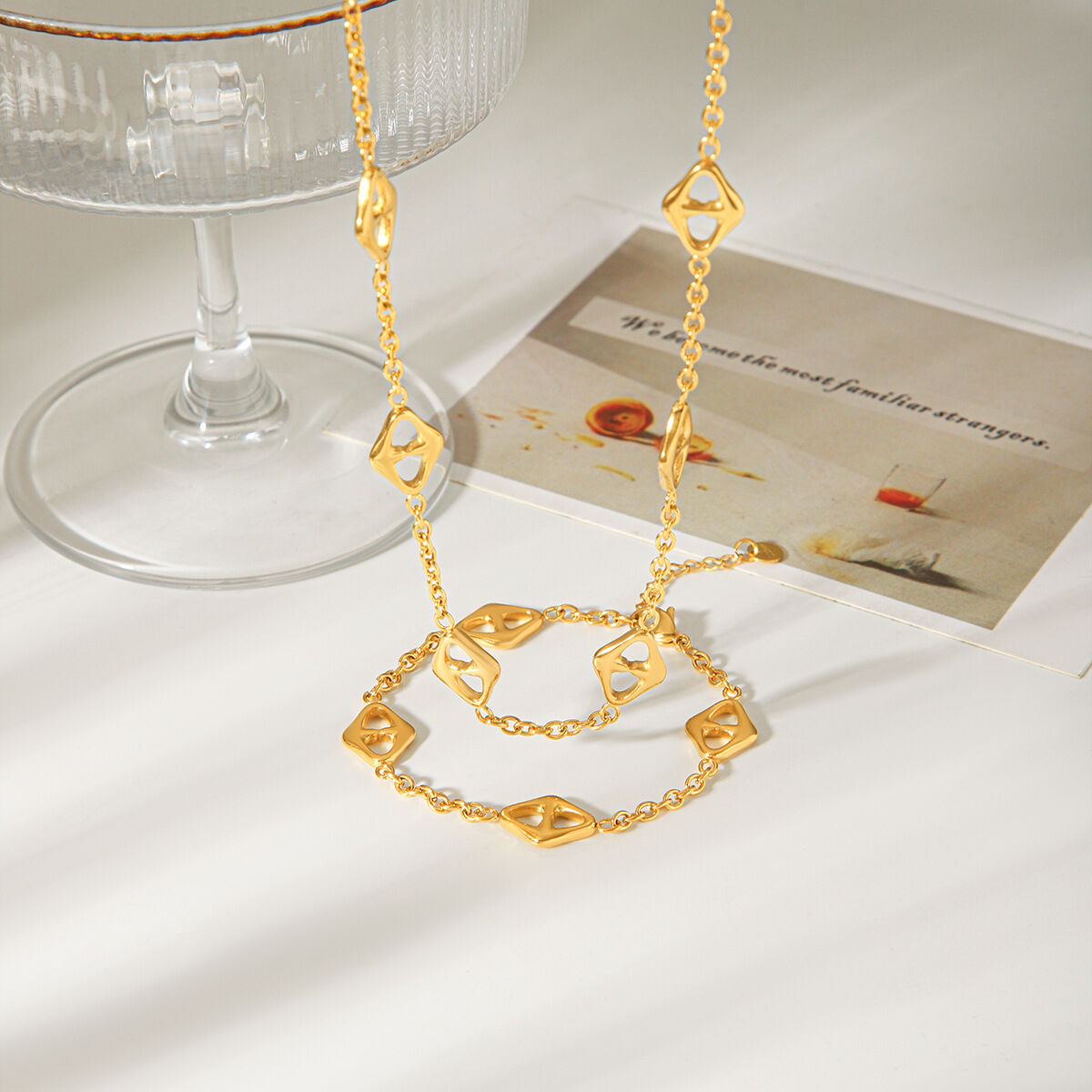 Conjuntos De Joyería Para Mujer De La Serie Simple Daily Con Cadena De Forma Irregular Infinity, Acero Inoxidable Resistente Al Agua Y Color Dorado. h5 Imagen3