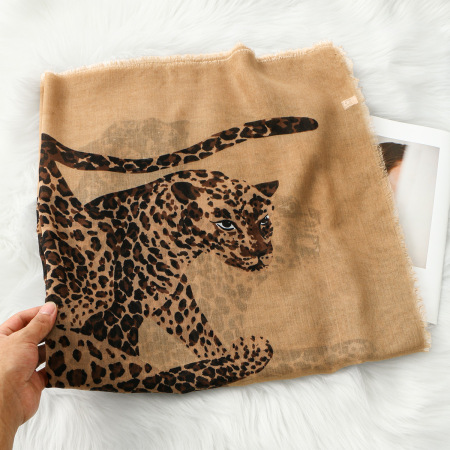 Simple Series Retro Animal Leopard Print Yarn Scarves 2
