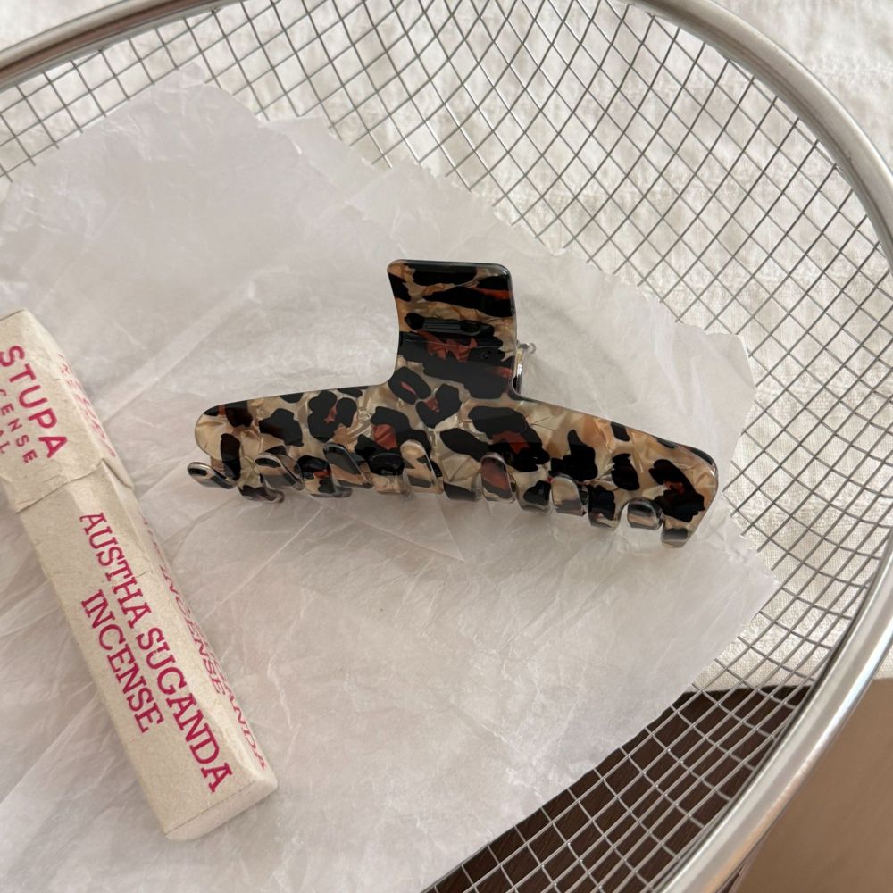Simple Series Retro Leopard Print Acetate Hair Claws 