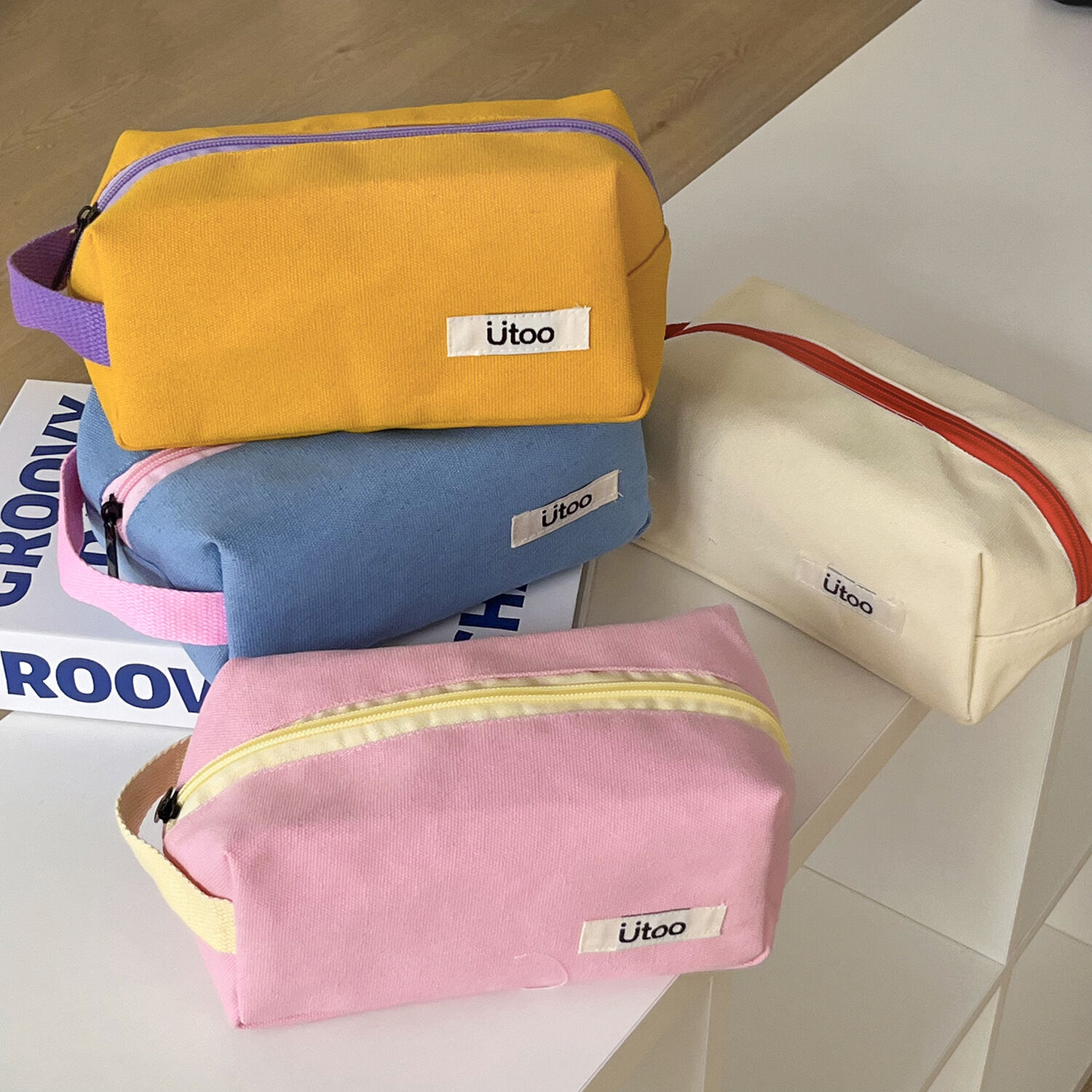Make-uptassen voor dames van canvas in diverse kleuren