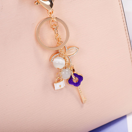 Simple Series Daily Key Chain Clover Lock Alloy Rhinestone Keychain 2