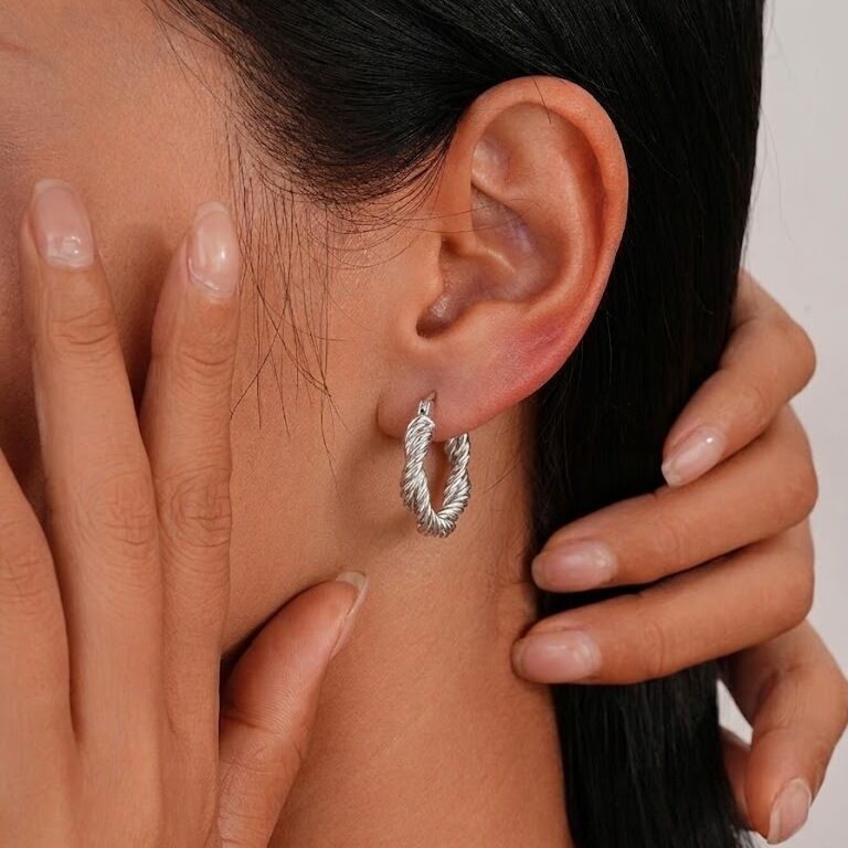 Eenvoudige Serie Daily Twist Circle Kopergoudkleurige Oorringen Voor Dames Afbeelding2