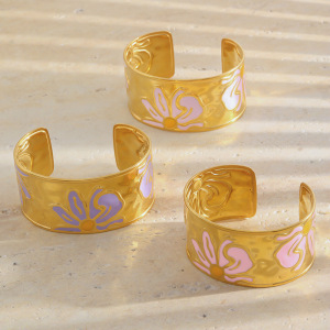 Simple Series Sweet Flower Stainless Steel Waterproof Gold Color Women's Bangles h5 Picture2