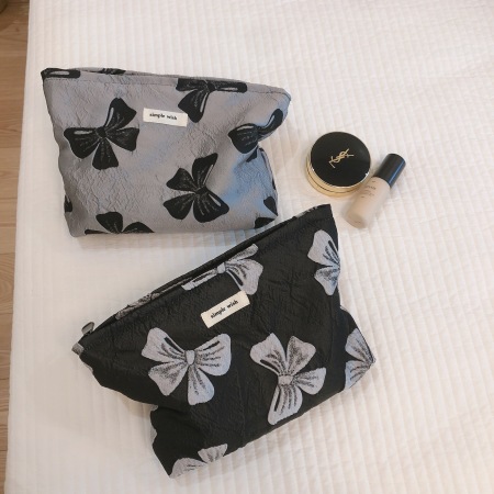 Make-uptassen van canvas met schattige strik uit de Simple Series, in verschillende kleuren.