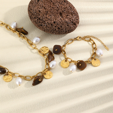 Simple Series Retro Irregular Shape Chain Stainless Steel Waterproof   Gold Color  Women's Pendant Necklaces 2