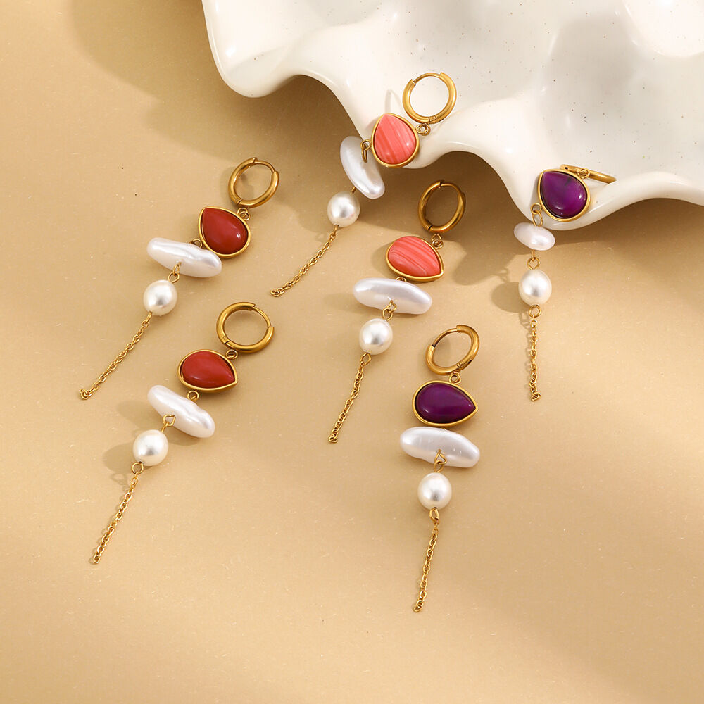 Pendientes de mujer con cuentas de forma irregular, estilo romántico y dulce, de acero inoxidable, resistentes al agua, color dorado y piedra natural. 2