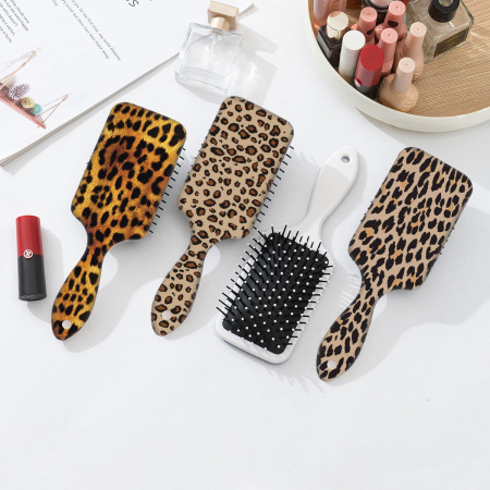 Simple Series Retro Leopard Print Plastic Combs 2
