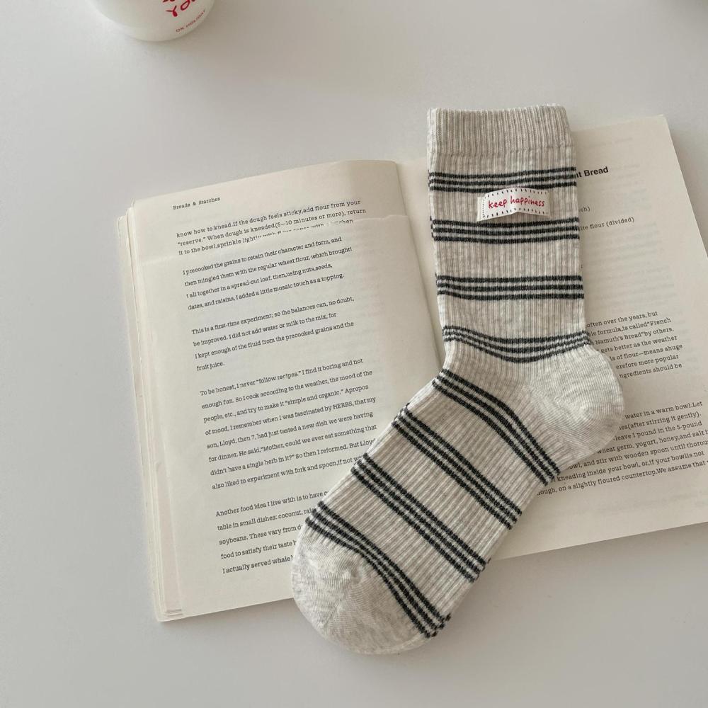 Slight Bounce Basic Letters Stripes Mid-Calf Socks 