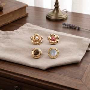 Classic Flower Stainless Steel Gold Color Women's Cufflinks h5 Picture3