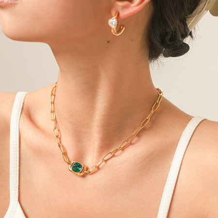 Simple Series Daily Chain Rectangle Stainless Steel Waterproof   Gold Color  Zircon Women's Pendant Necklaces