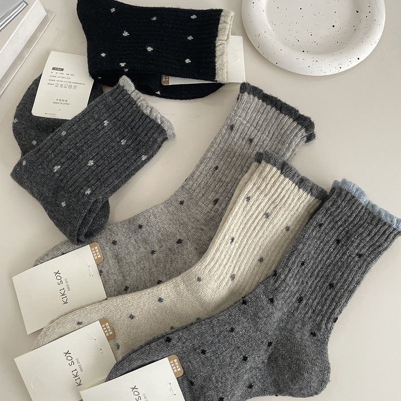 Basic Polka Dots Color Clash Wool Mid-Calf Socks h5Picture5